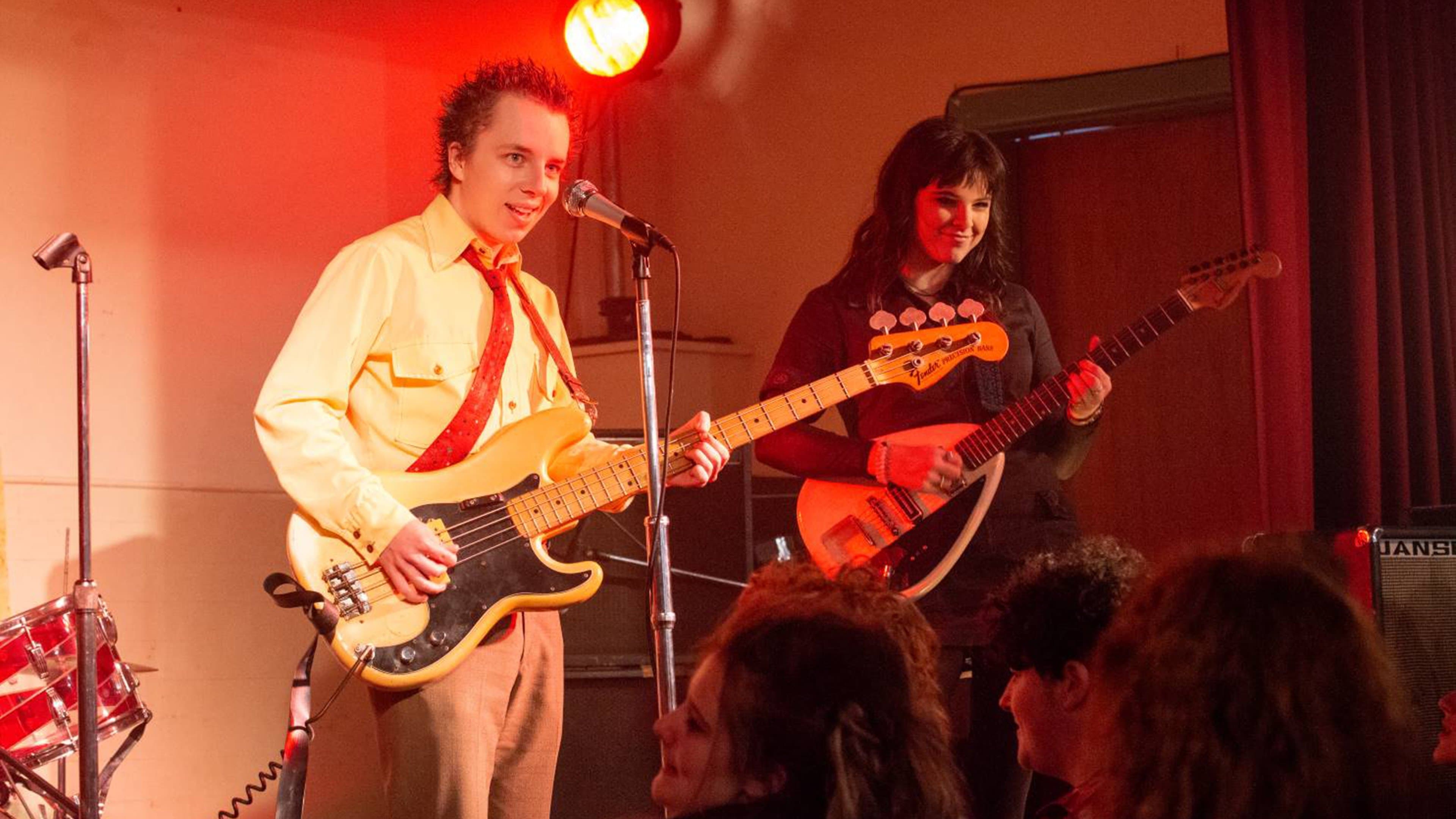 Póster oficial de la película Fingiendo ser punk en alta calidad HD 4K
